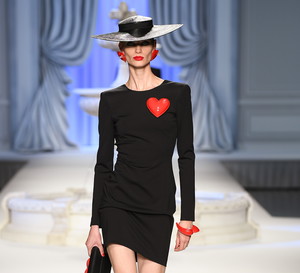 Moschino wiosna-lato 2023