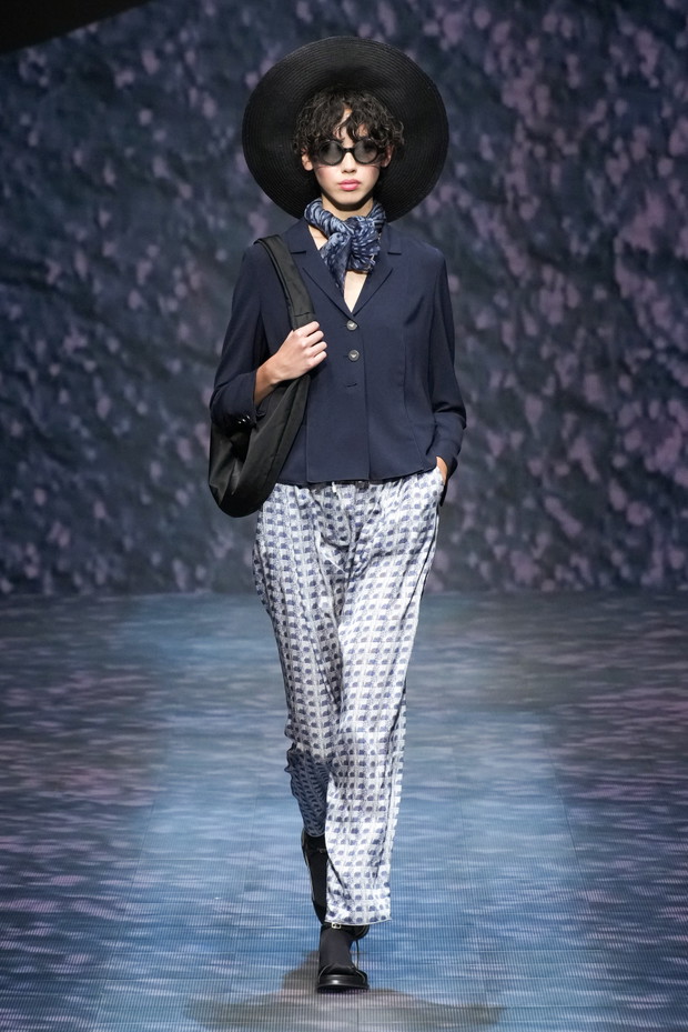 Emporio Armani wiosna-lato 2023