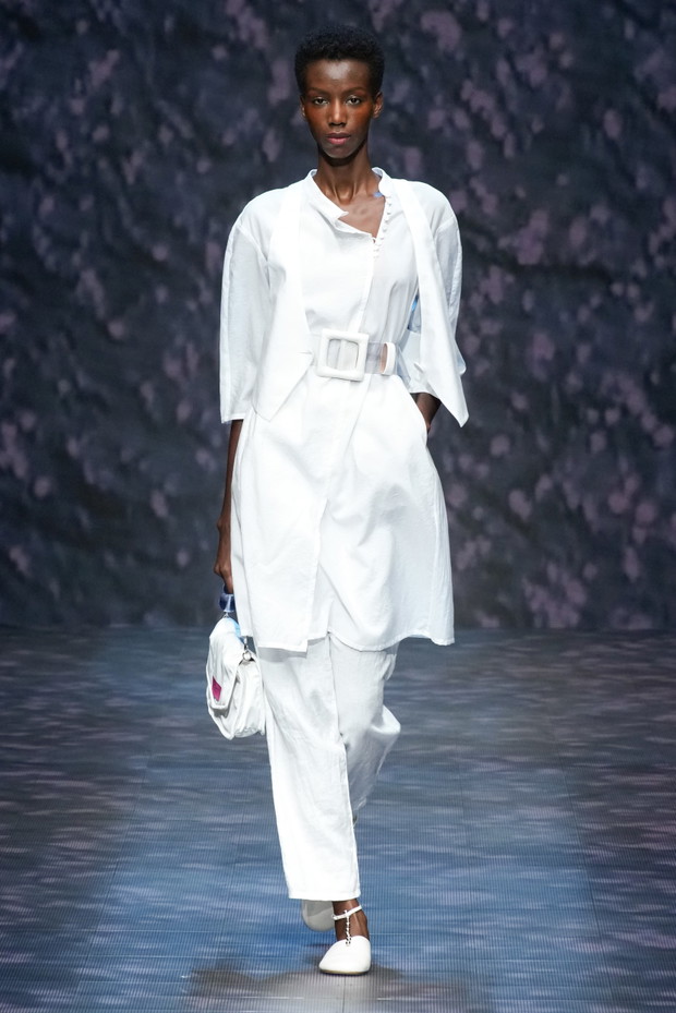 Emporio Armani wiosna-lato 2023