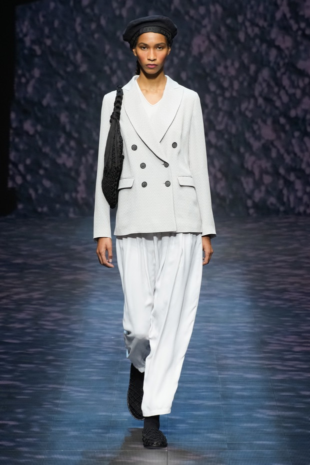 Emporio Armani wiosna-lato 2023