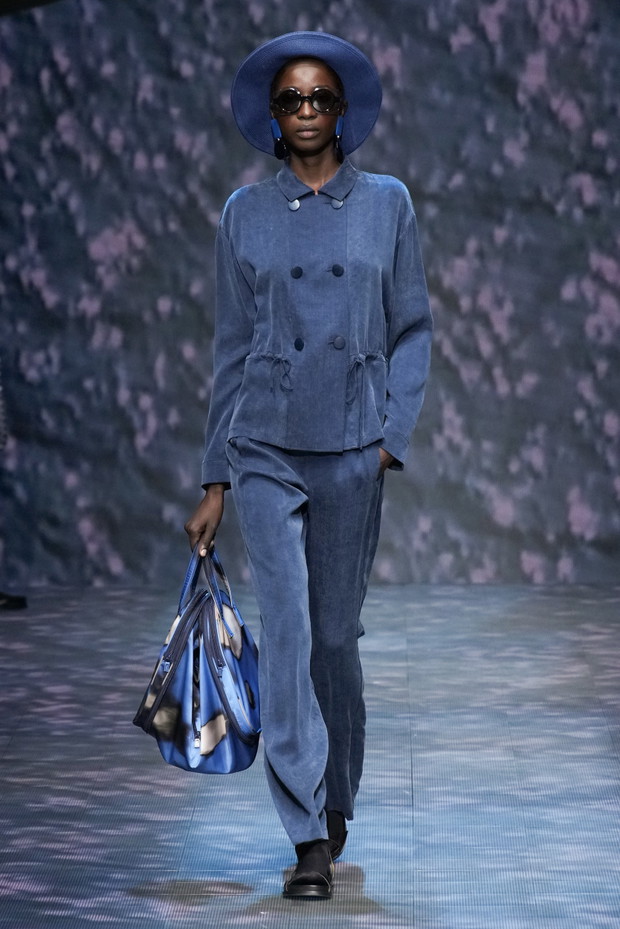 Emporio Armani wiosna-lato 2023