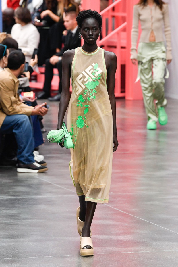 Fendi wiosna-lato 2023r