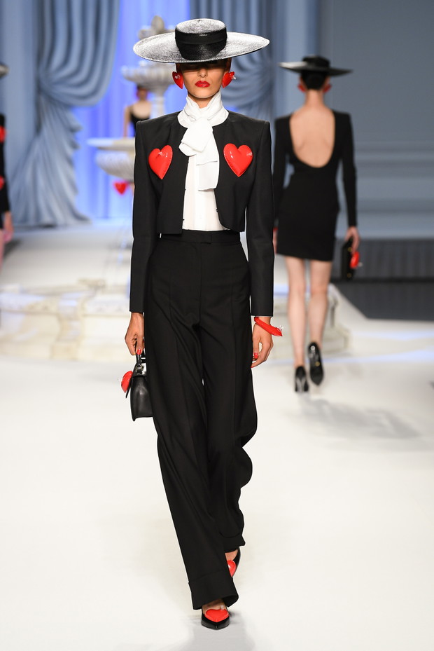 Moschino wiosna-lato 2023