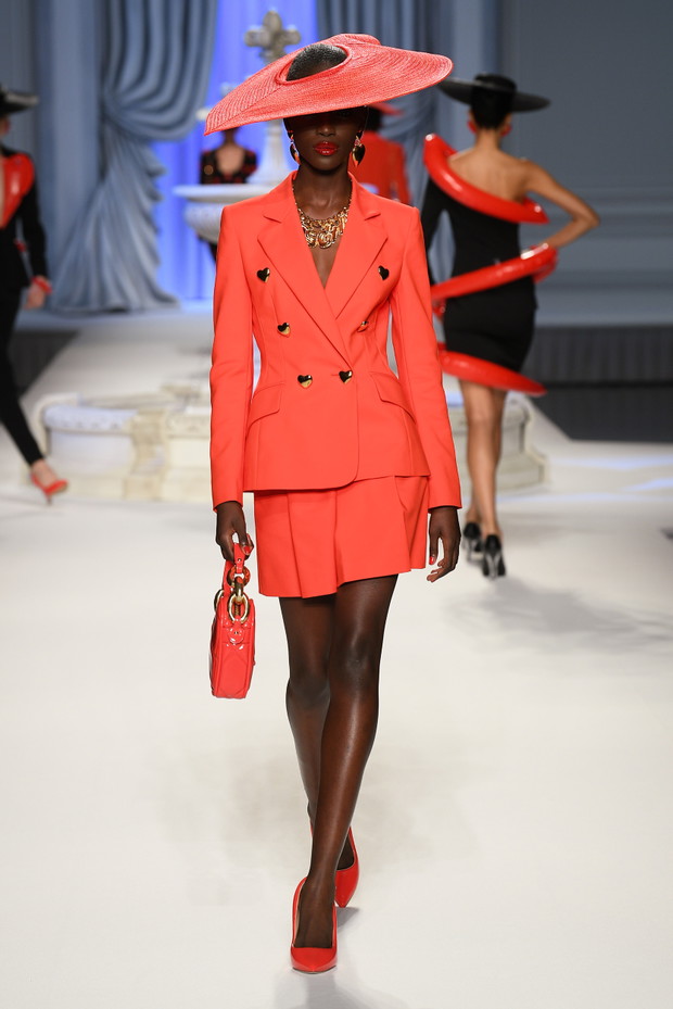Moschino wiosna-lato 2023