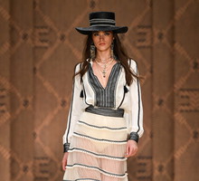 Elisabetta Franchi wiosna-lato 2023