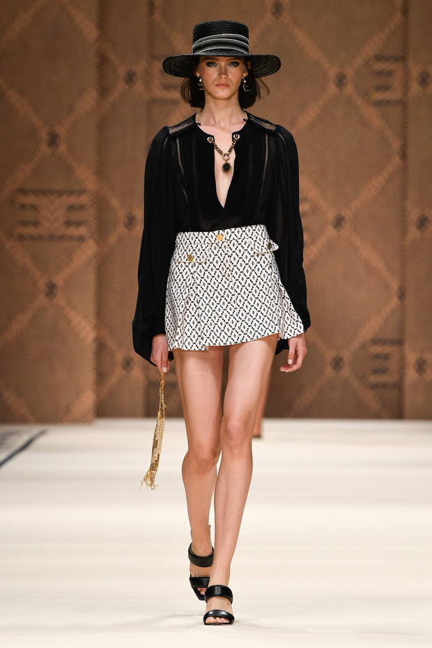 Elisabetta Franchi wiosna-lato 2023