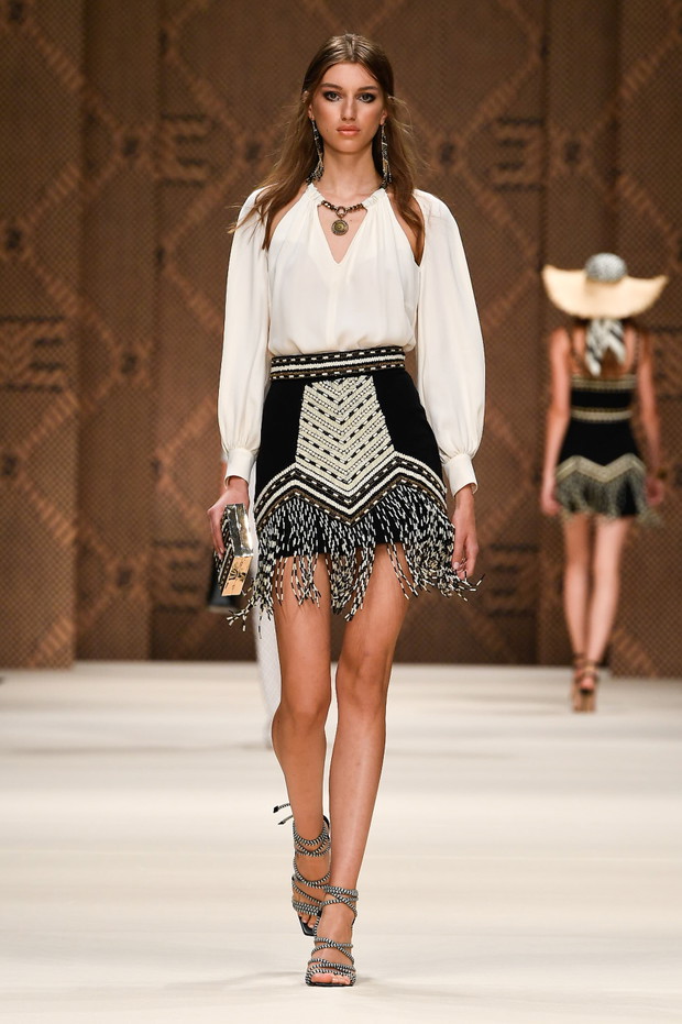 Elisabetta Franchi wiosna-lato 2023