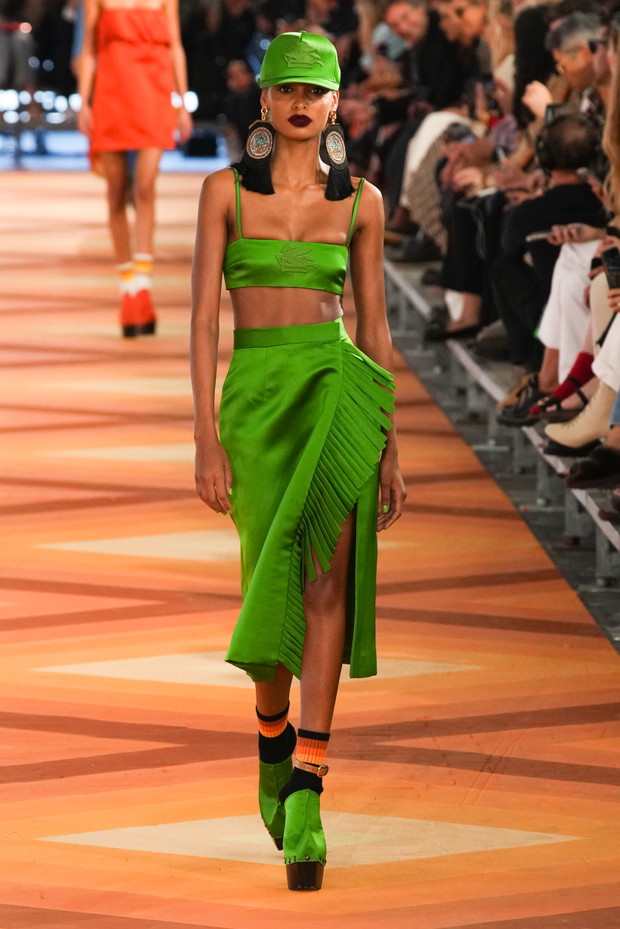 Etro wiosna-lato 2023