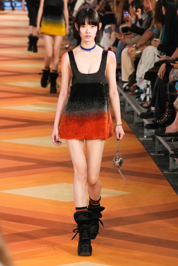 Etro wiosna-lato 2023