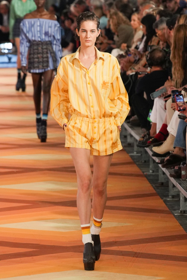 Etro wiosna-lato 2023