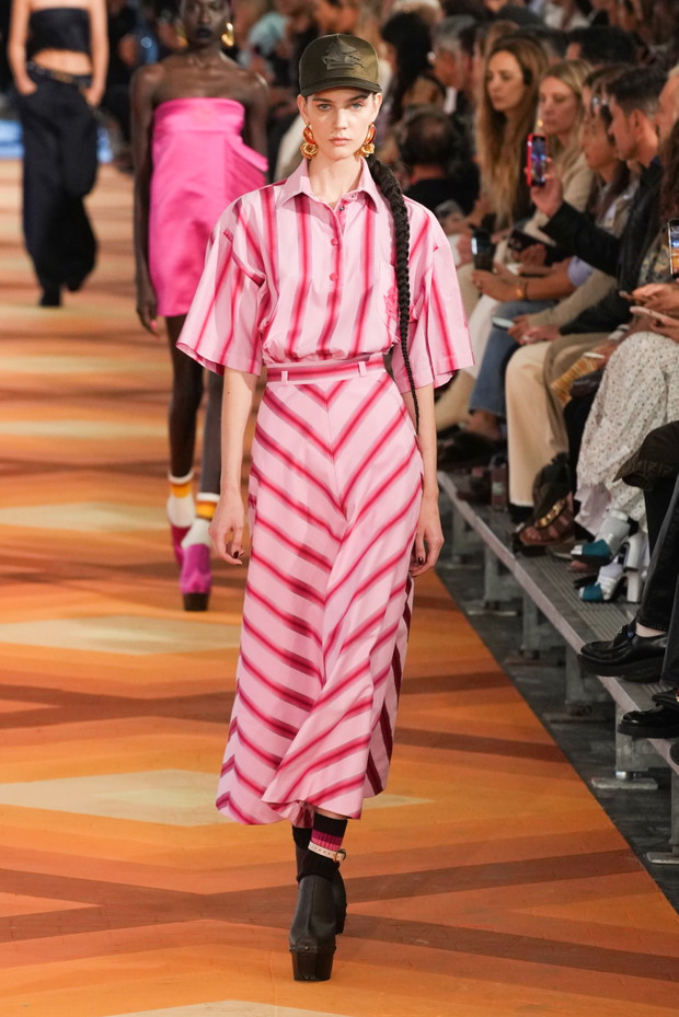 Etro wiosna-lato 2023
