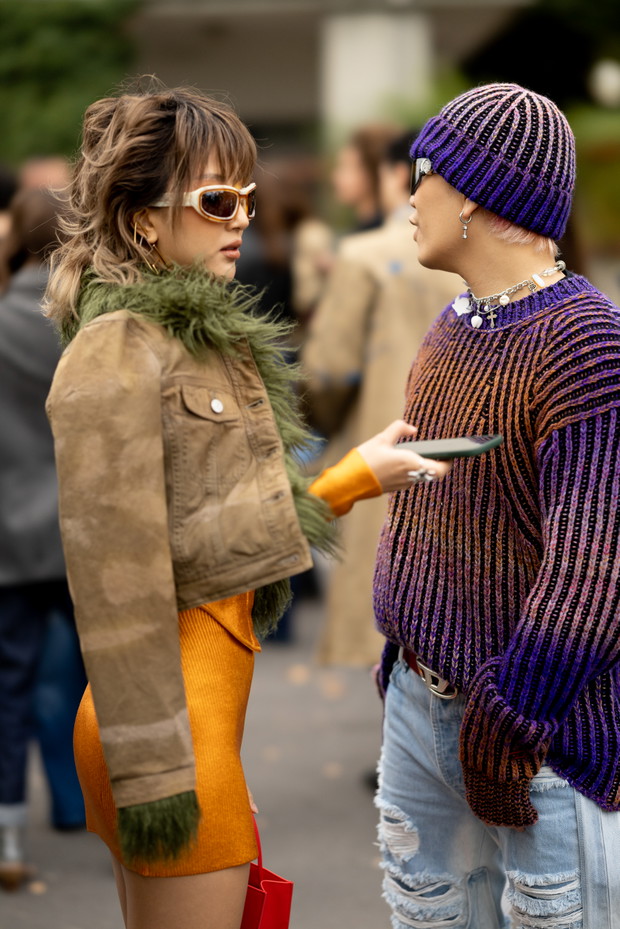 Stylizacje Włoszek i nie tylko: moda uliczna MFW wiosna-lato 2023