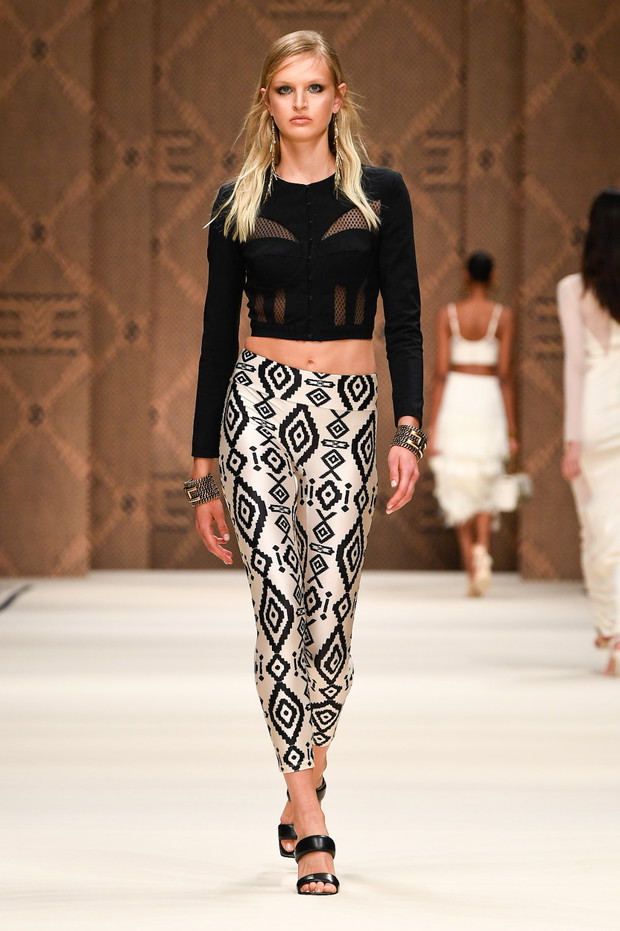 Elisabetta Franchi wiosna-lato 2023