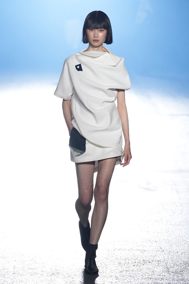 Issey Miyake wiosna-lato 2023
