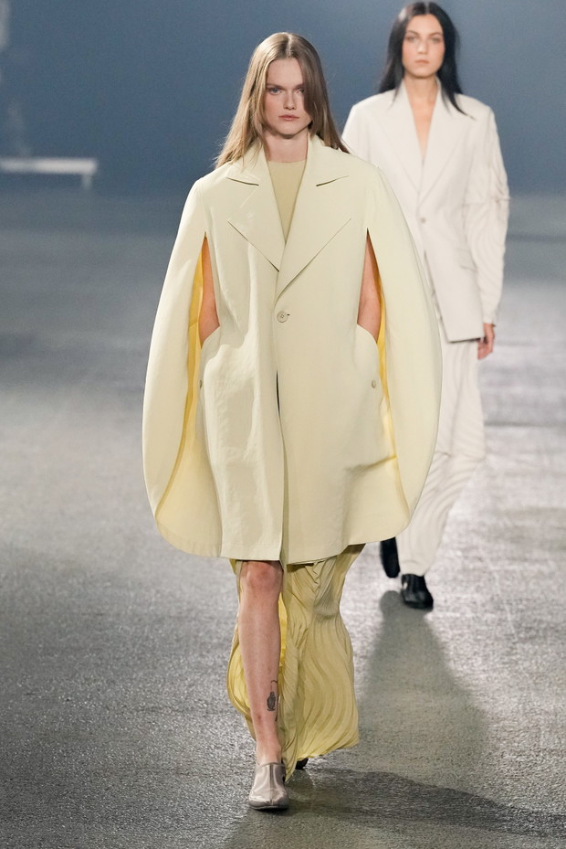 Issey Miyake wiosna-lato 2023