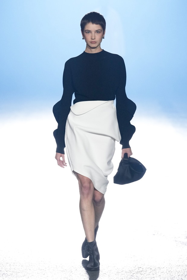 Issey Miyake wiosna-lato 2023
