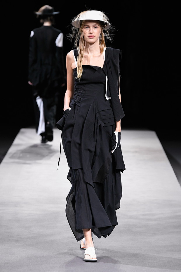 Yohji Yamamoto wiosna-lato 2023
