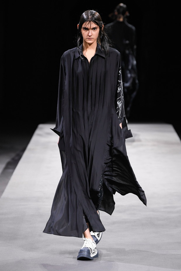 Yohji Yamamoto wiosna-lato 2023