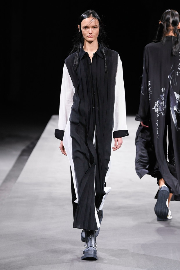 Yohji Yamamoto wiosna-lato 2023
