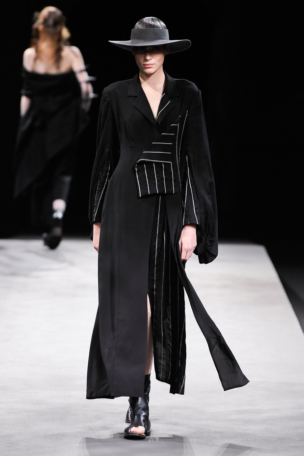 Yohji Yamamoto wiosna-lato 2023