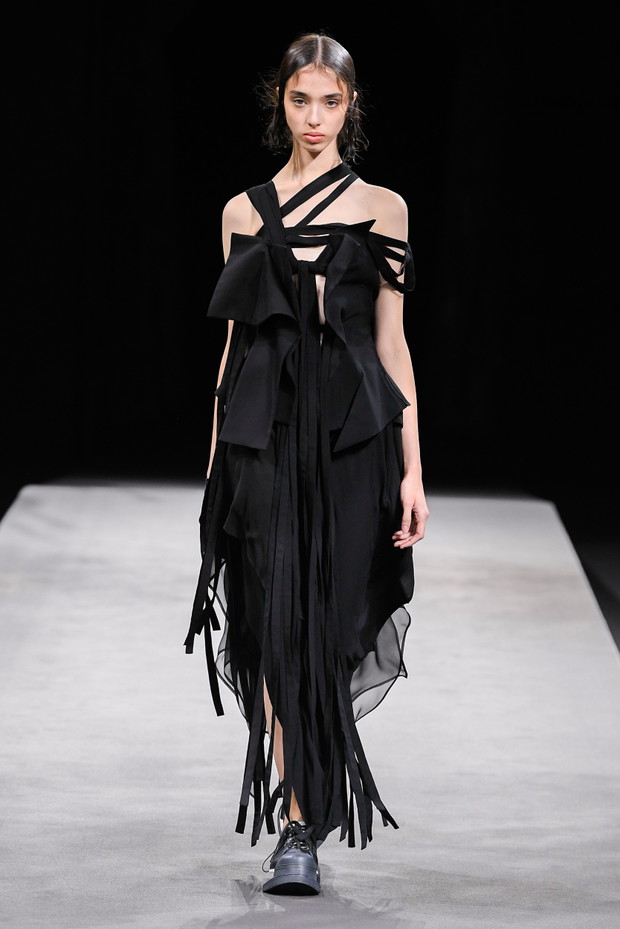 Yohji Yamamoto wiosna-lato 2023