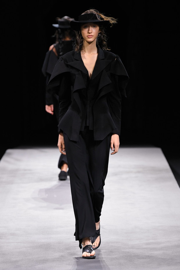 Yohji Yamamoto wiosna-lato 2023