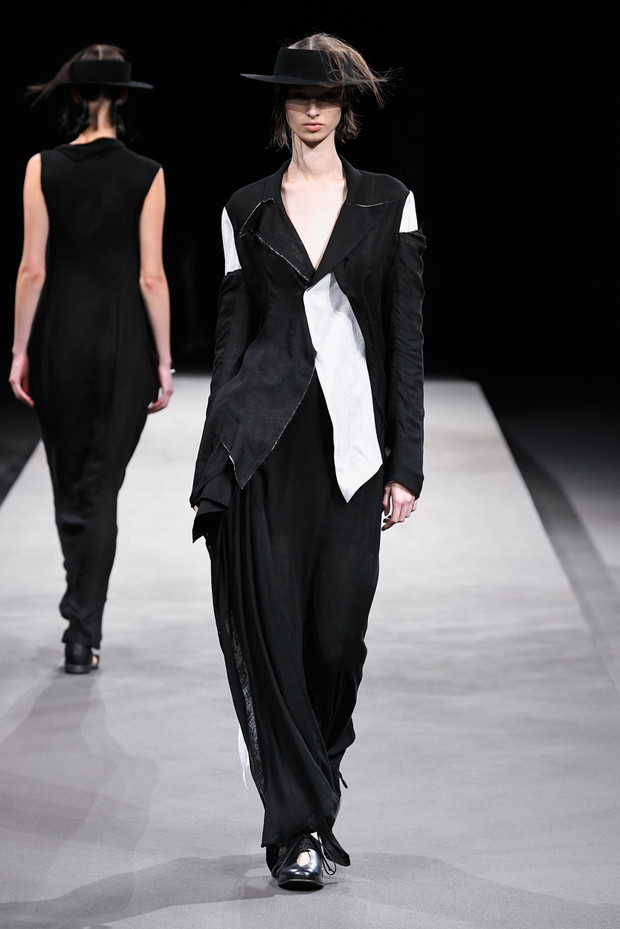 Yohji Yamamoto wiosna-lato 2023