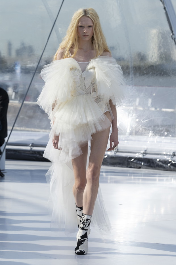 Alexander McQueen wiosna-lato 2023