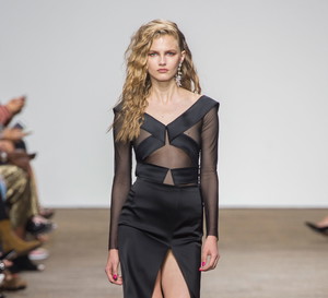 Topshop Unique wiosna-lato 2017