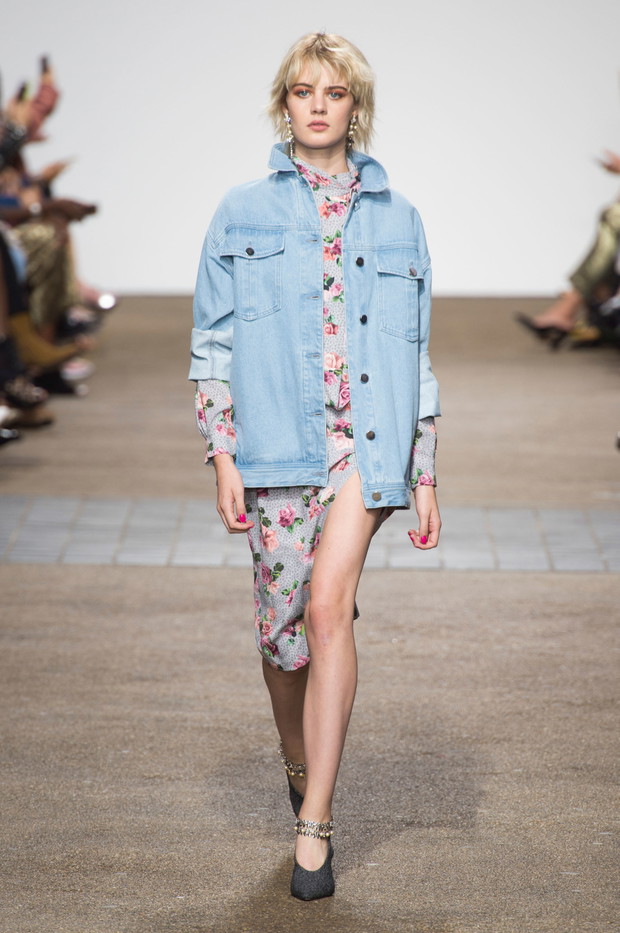 Topshop Unique wiosna-lato 2017