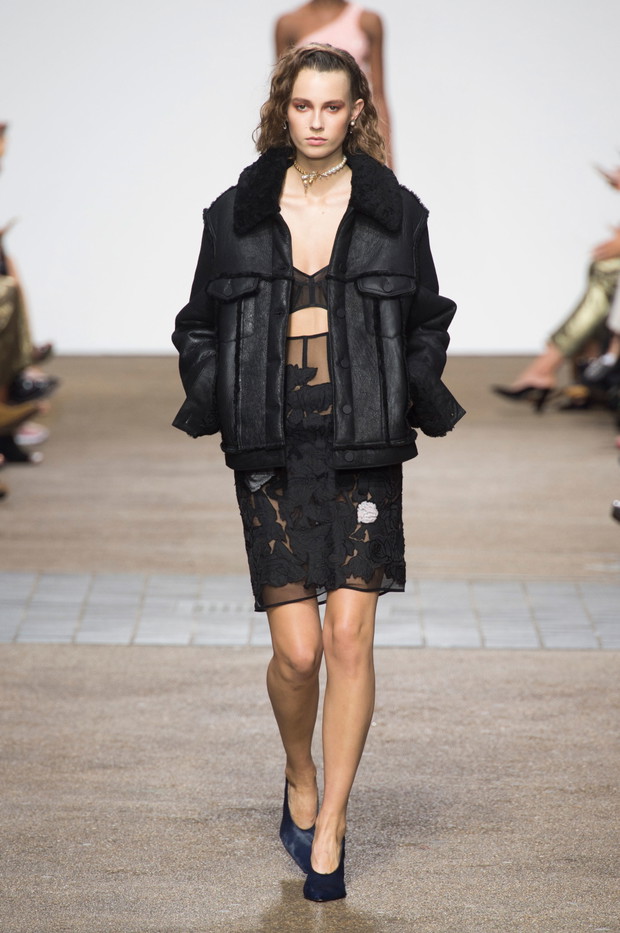 Topshop Unique wiosna-lato 2017