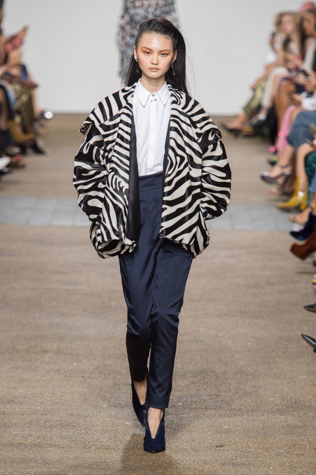 Topshop Unique wiosna-lato 2017