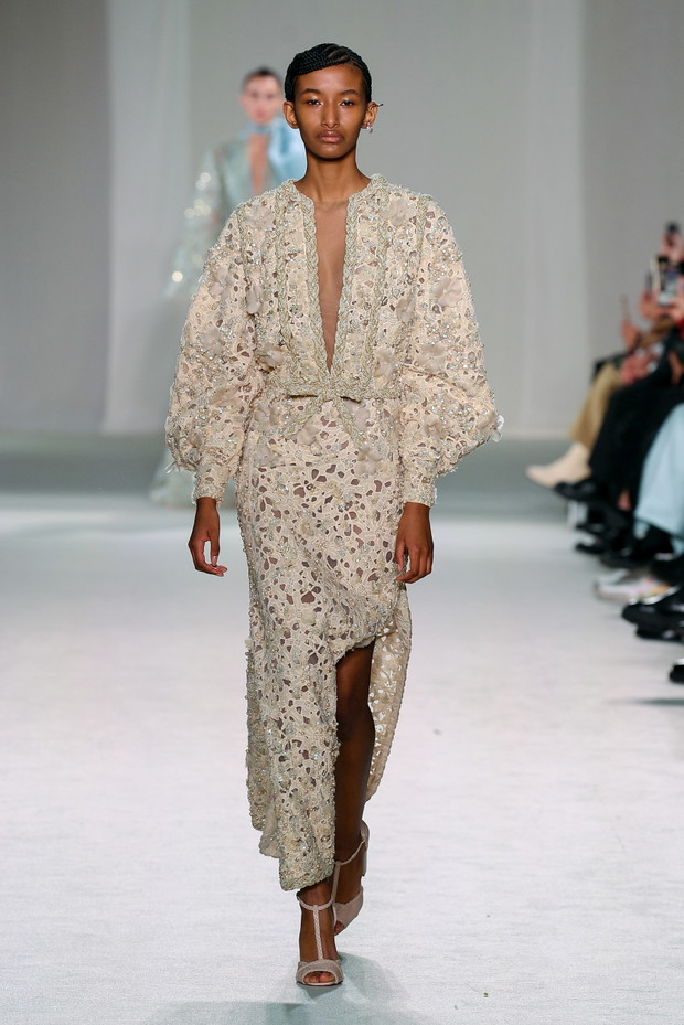 Elie Saab haute couture wiosna-lato 2023