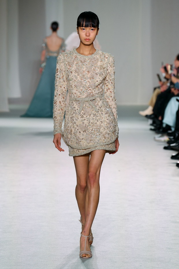 Elie Saab haute couture wiosna-lato 2023