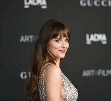 Dakota Johnson żartuje ze skandalu z Armie Hammerem