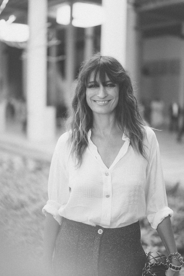 Nonszalancka Caroline de Maigret i Naomi Campbell w marynarce sezonu. Najbardziej stylowi goście Chanel Métiers d’art 2022/2023