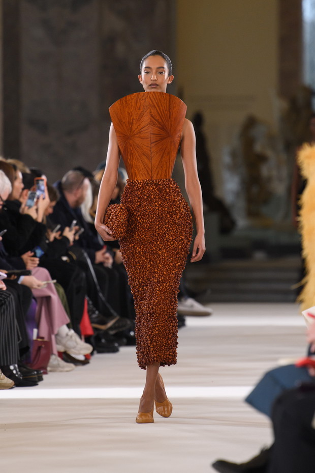 Schiaparelli haute couture wiosna-lato 2023