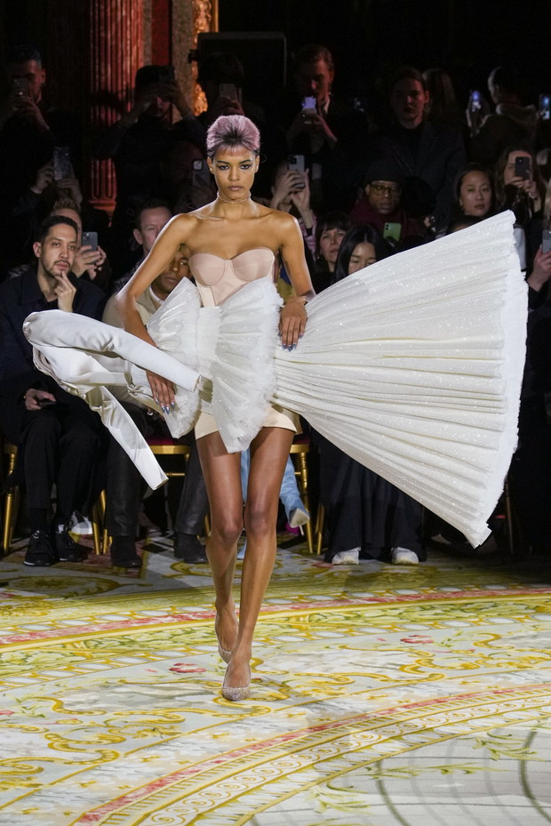 Viktor & Rolf haute couture wiosna-lato 2023