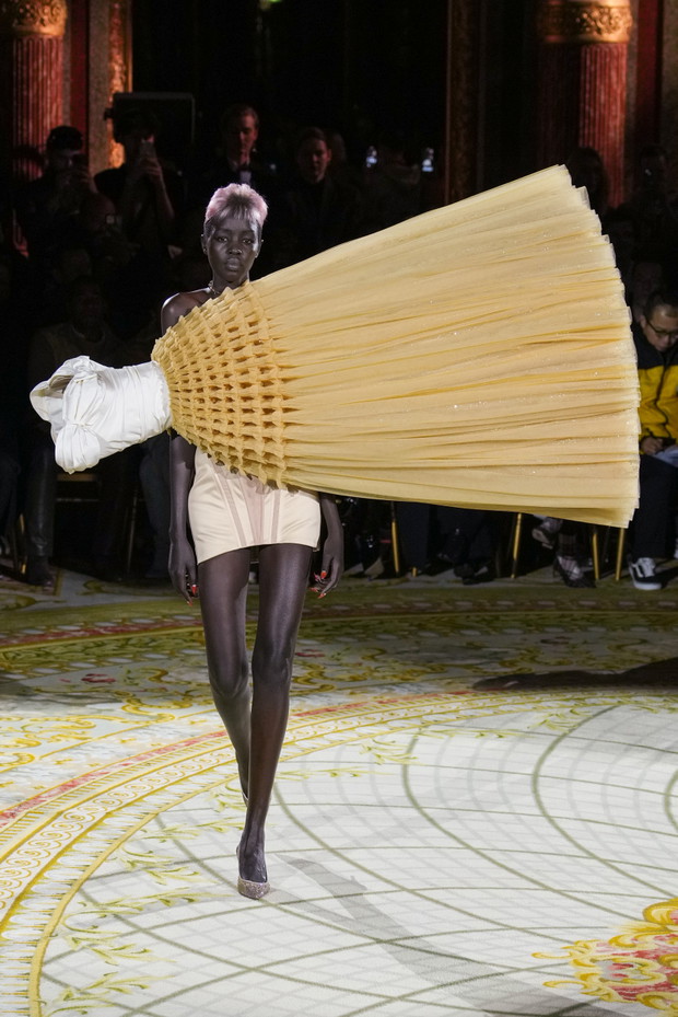 Viktor & Rolf haute couture wiosna-lato 2023