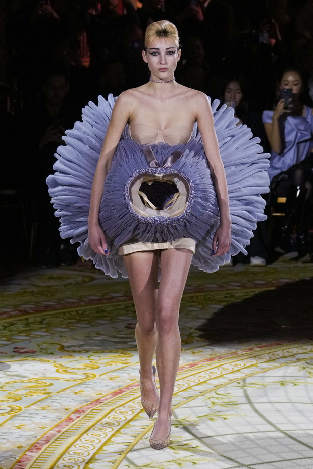 Viktor & Rolf haute couture wiosna-lato 2023