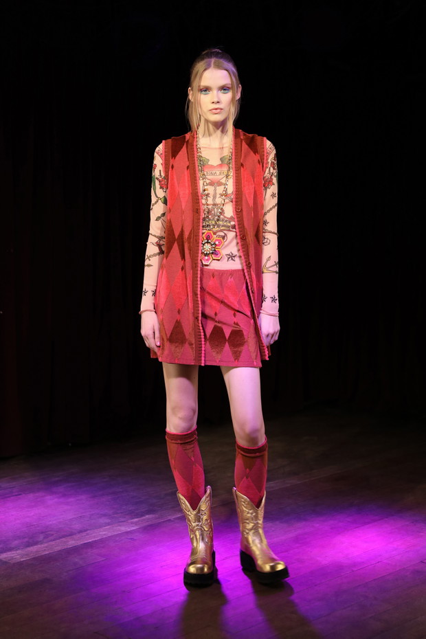 Anna Sui jesień-zima 2023/2024