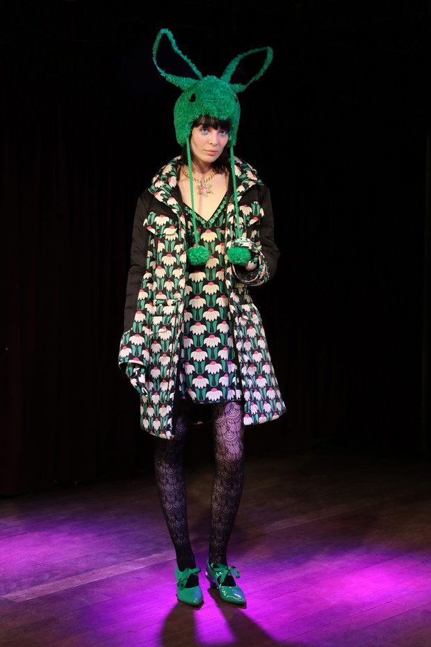 Anna Sui jesień-zima 2023/2024