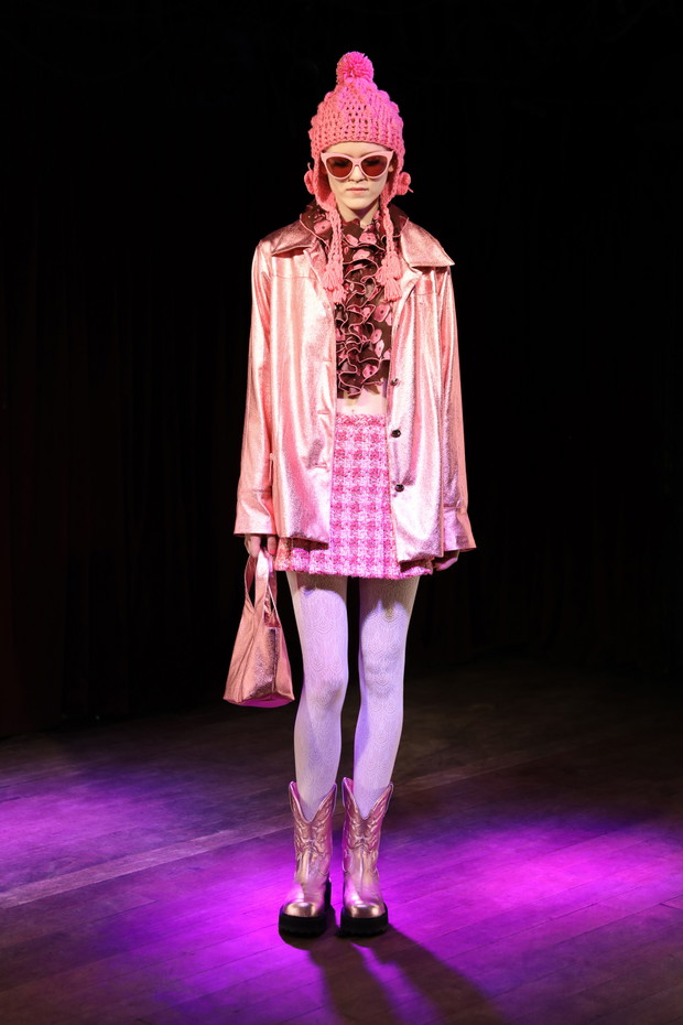 Anna Sui jesień-zima 2023/2024