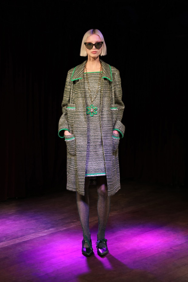 Anna Sui jesień-zima 2023/2024