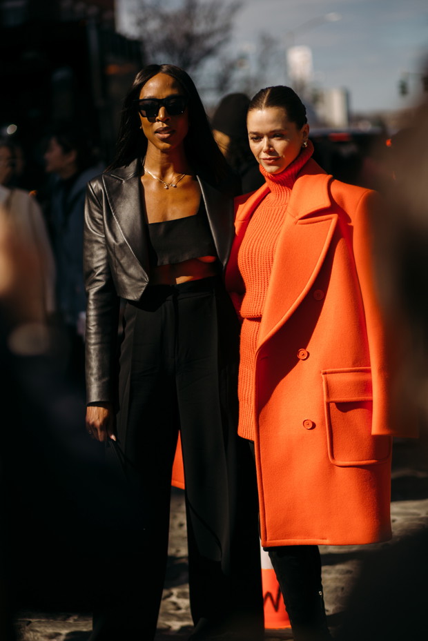 Najlepiej ubrane osoby w Nowym Jorku uwielbiają te ubrania. Jeszcze więcej stylizacji z NYFW jesień-zima 2023/2024