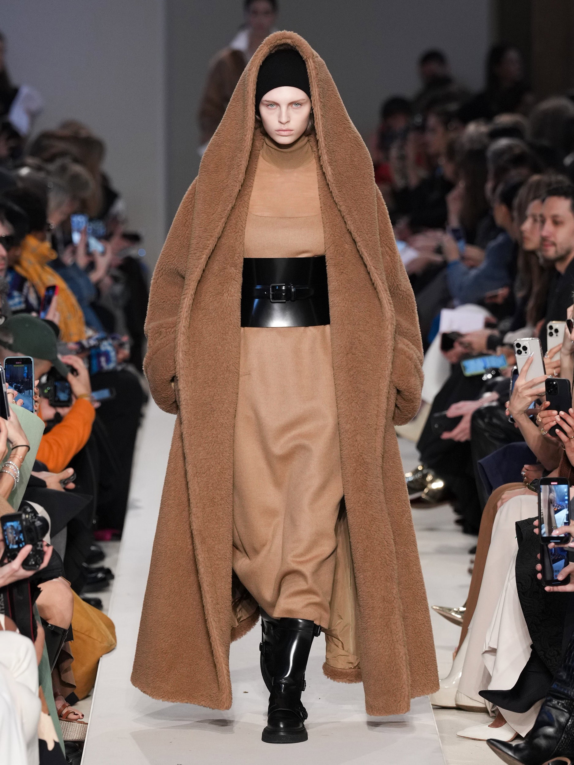 Max Mara jesień-zima 2023/2024