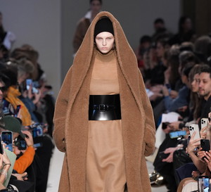 Max Mara jesień-zima 2023/2024