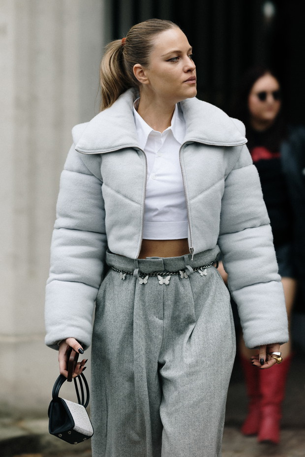 Jakie buty i torebki noszą redaktorki mody, influencerki i stylistki w Londynie? Tak wygląda moda uliczna na LFW jesień-zima 2023/2024