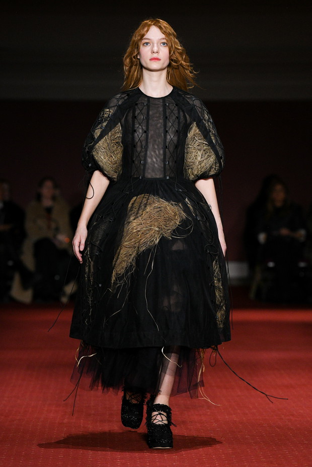 Simone Rocha jesień-zima 2023/2024