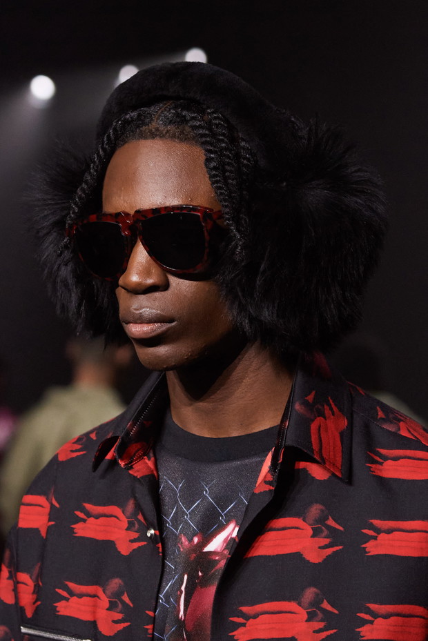 Tak wyglądał z bliska najważniejszy pokaz London Fashion Week. Wybieg Burberry jesień-zima 2023/2024 był pełen zaskoczeń
